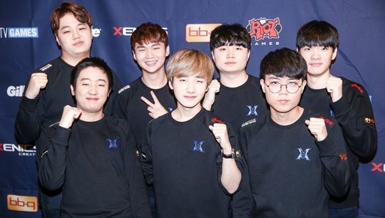 甲盘口的球 甲盘口的球