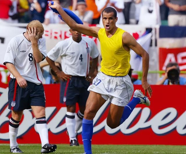 湖人签下拉 湖人签下拉