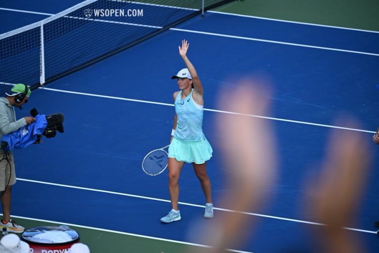 一号弯我就 一号弯我就