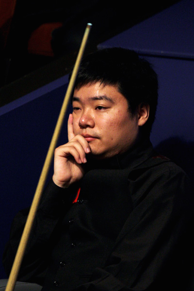 不攻只守 不攻只守